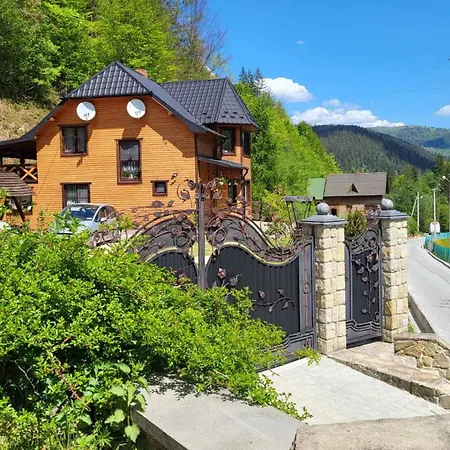 ані і яни Villa